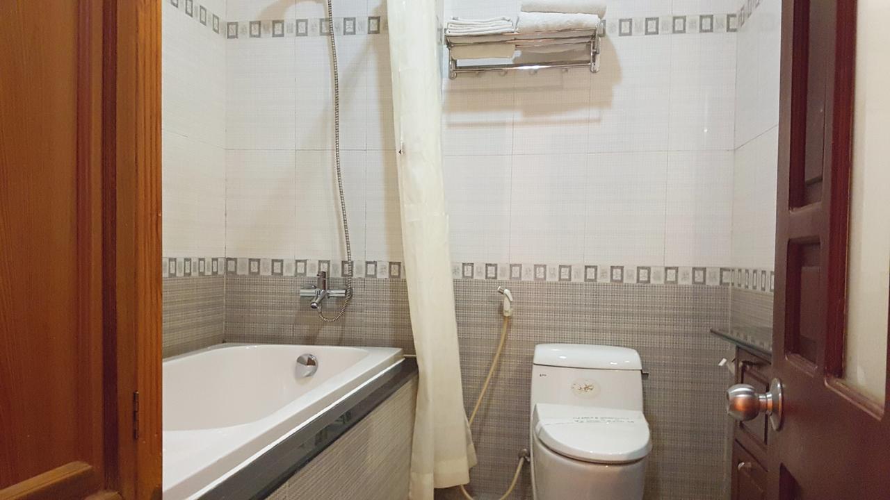 Duc Vuong Saigon Hotel - Cao Thang Bandar Ho Chi Minh Luaran gambar